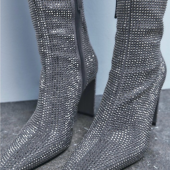 Rhinestone Heeled Ankle Boot 🩶 - Picture 6 of 10